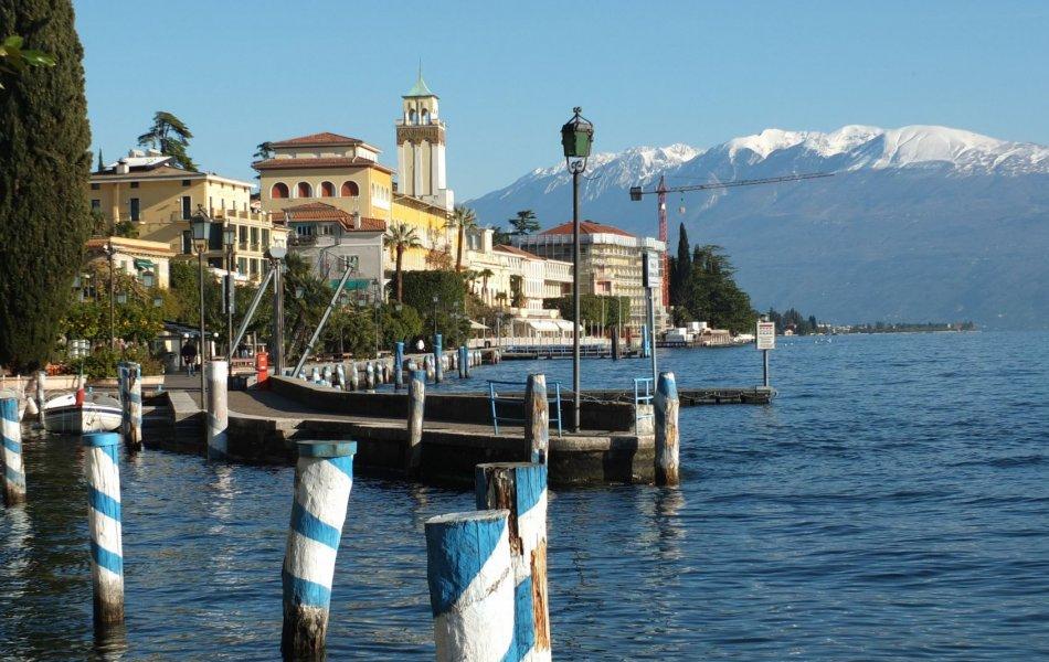 Bike Hotel Touring Gardone Riviera & Wellness Exterior photo