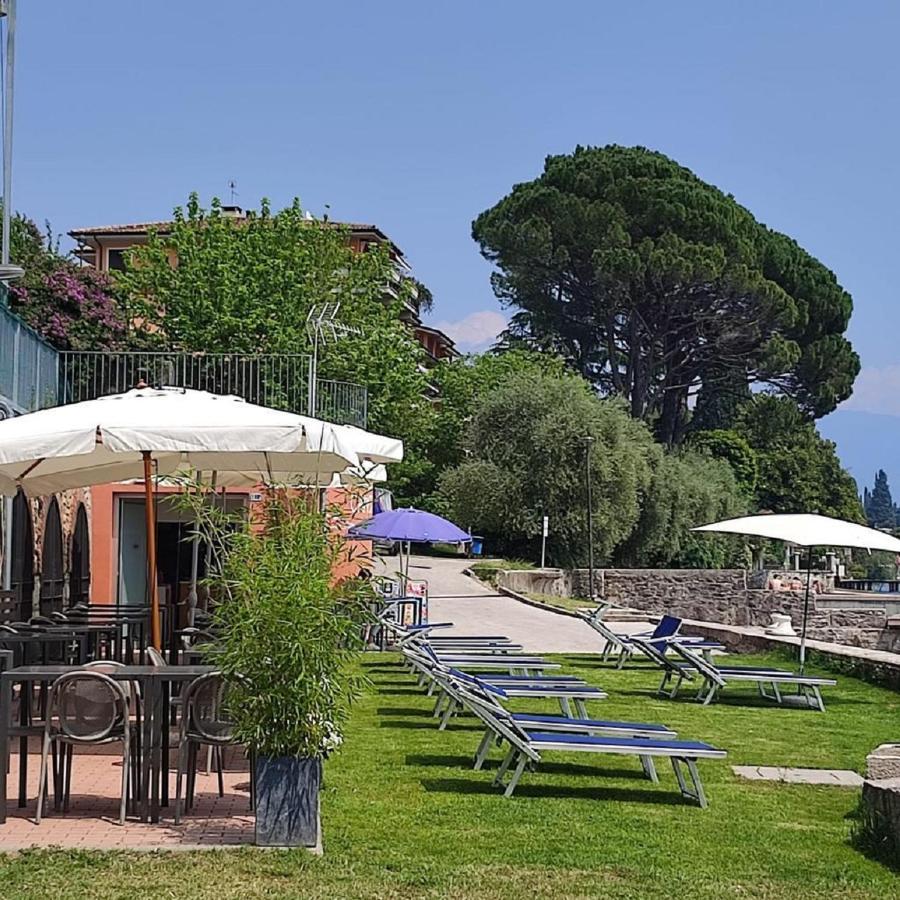 Bike Hotel Touring Gardone Riviera & Wellness Exterior photo
