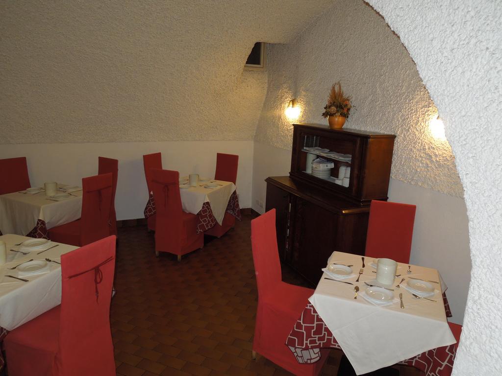 Bike Hotel Touring Gardone Riviera & Wellness Exterior photo